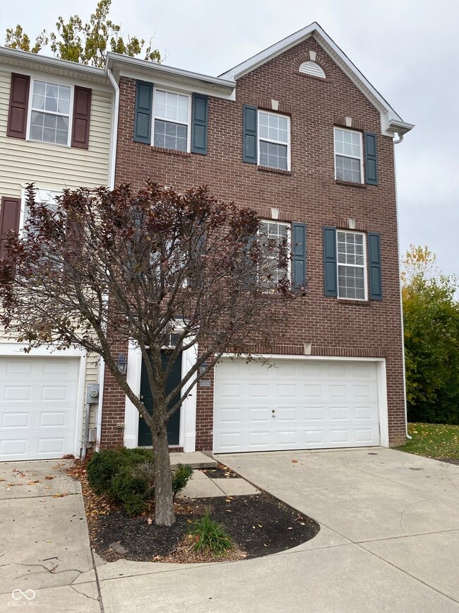 Building Photo - 9448 Tanhurst Dr