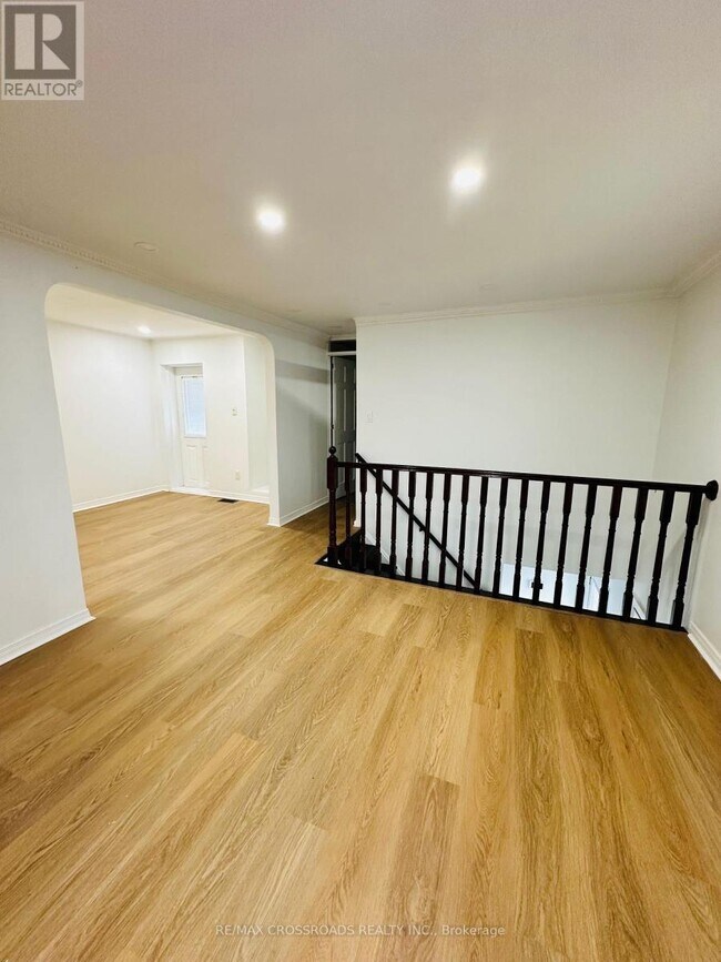 Building Photo - 1405 Woodbine Ave