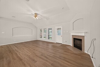 Building Photo - 4823 Grand Chateau Ln