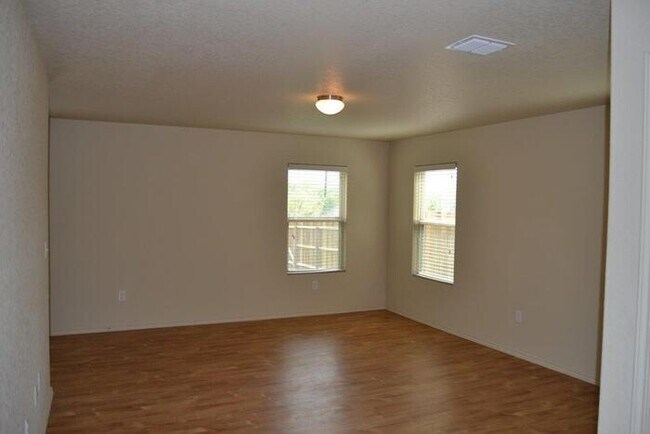 Building Photo - Hunters Pond - 10726 Goose Way, San Antoni...