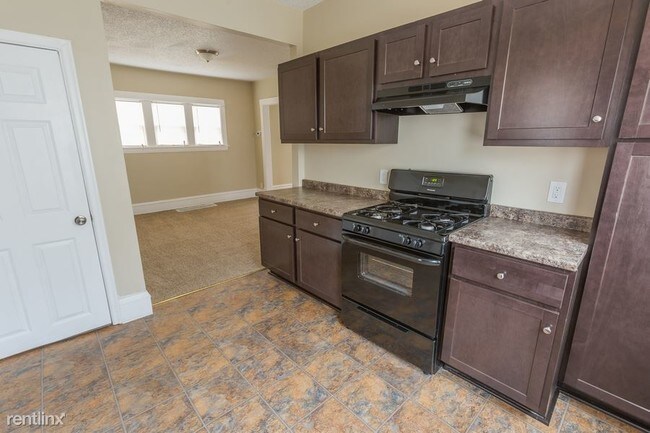 Building Photo - 2 br, 1 bath House - 3454 Penn Avenue N