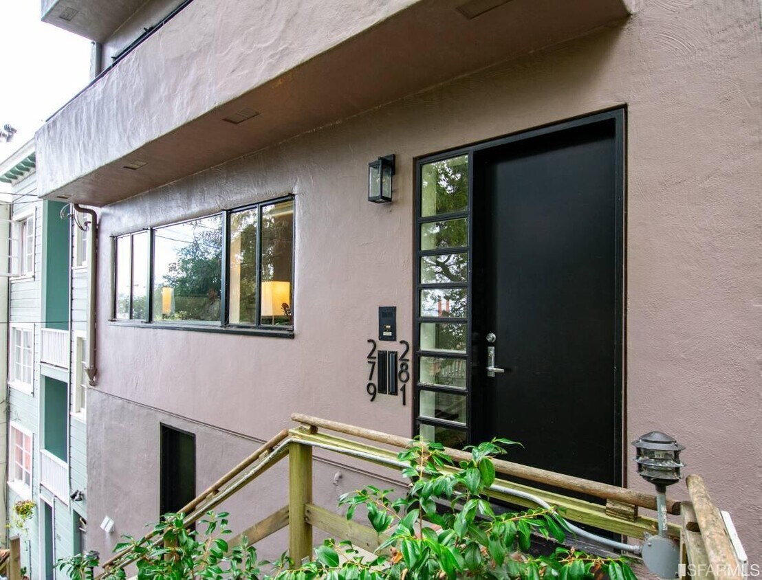 Primary Photo - 279 Filbert St