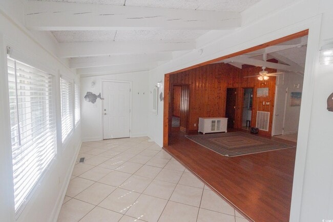 Foto del edificio - 4718 Seaview St