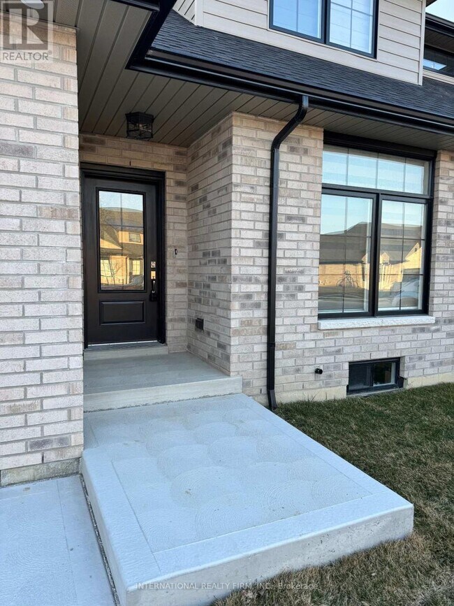 Photo du bâtiment - 513 Water Rd