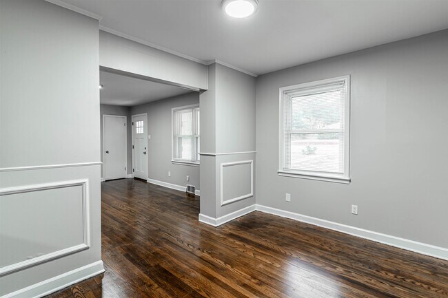 Foto del edificio - 345 S White Station Rd