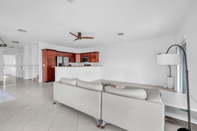 Foto del edificio - 3458 NW 17th Terrace