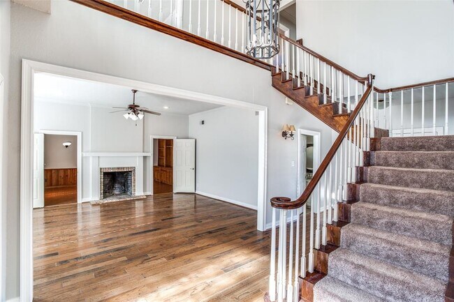 Foto del edificio - 23 Victoria Dr