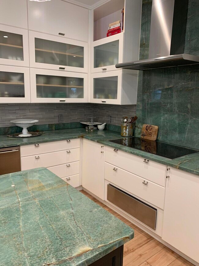 Foto del edificio - 160 Barton Ave