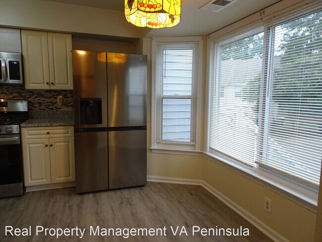Building Photo - 2 br, 2.5 bath House - 438 Eureka Loop