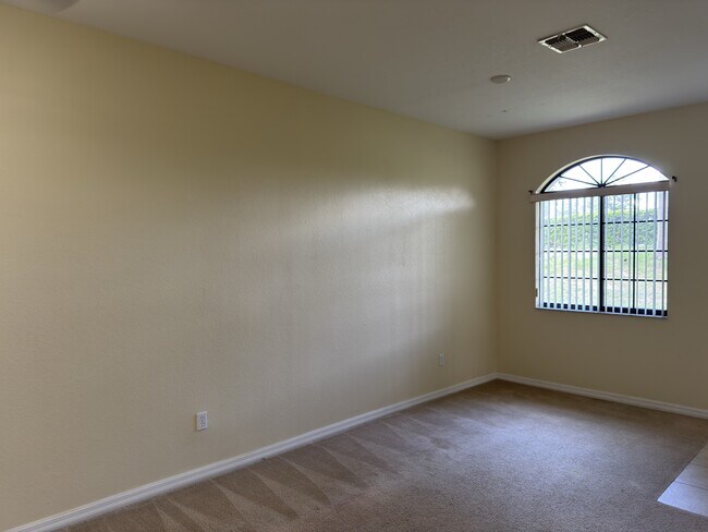 Foto del edificio - 1712 Coriander Dr