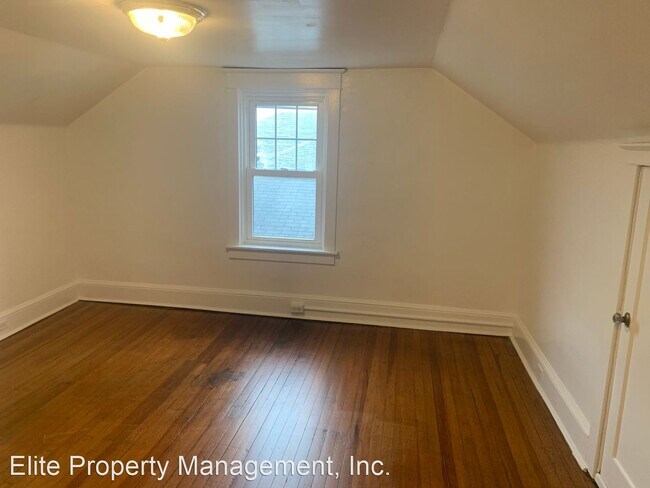 Foto del edificio - 3 br, 1 bath House - 651 Colonial Avenue