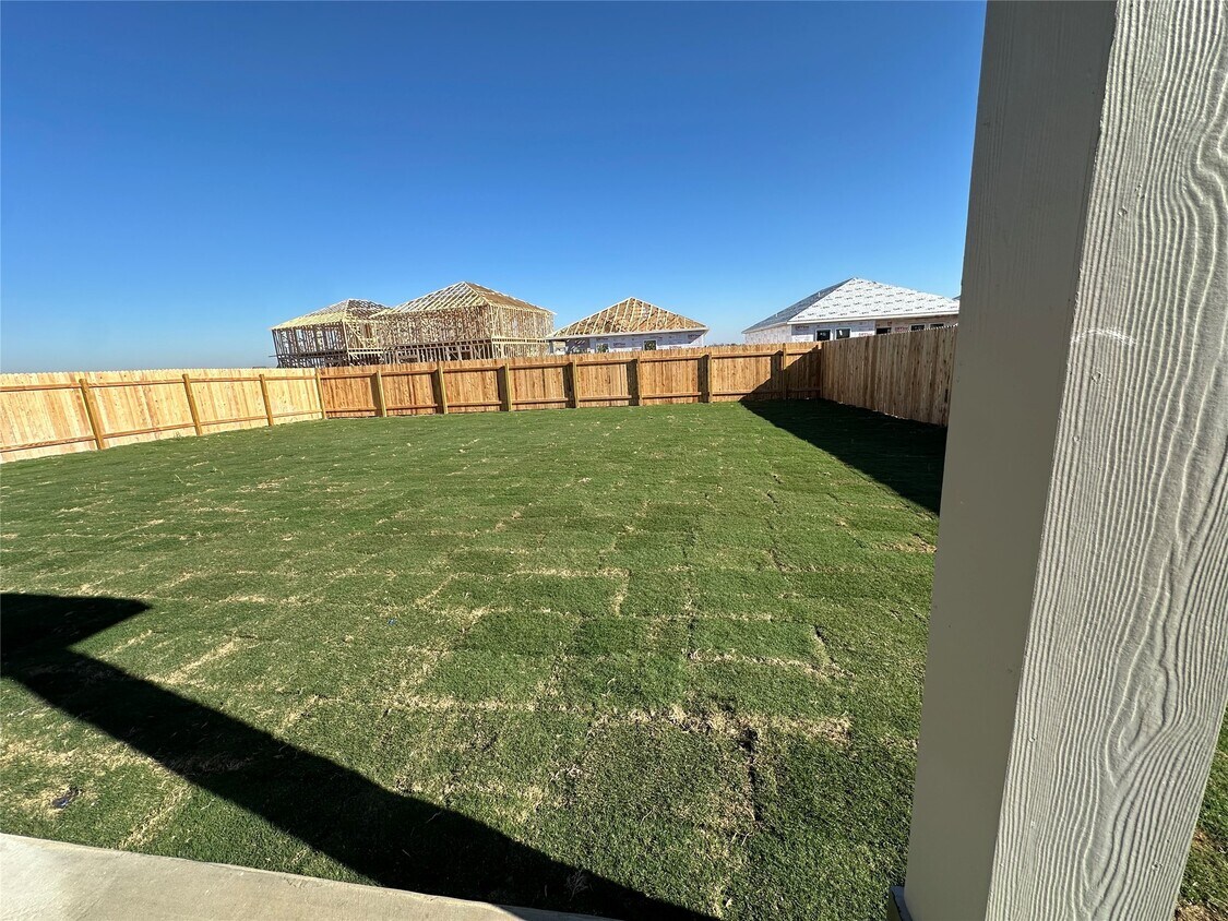 Building Photo - 112 Rother Pl