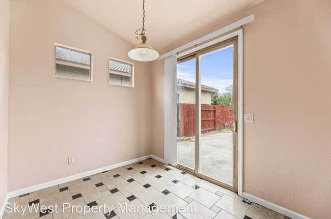 Building Photo - 4 br, 2 bath House - 2142 John Still Dr