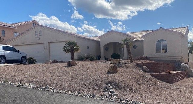 Foto principal - 651 Wayside Dr