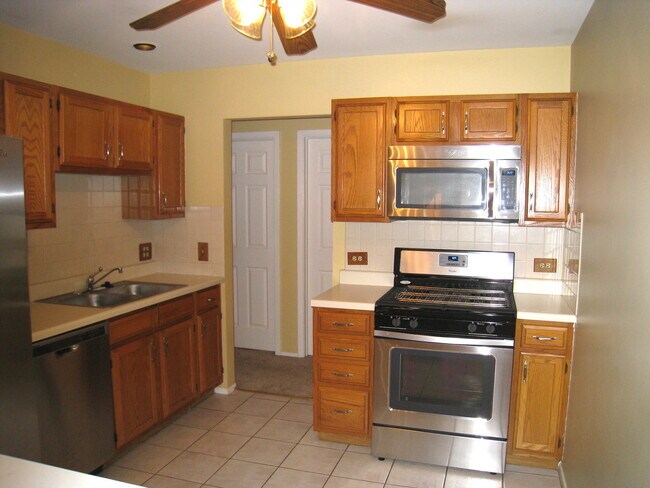 Foto del edificio - 308 Glasgow Ln