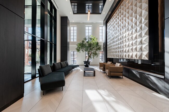Photo du bâtiment - 1001 Rue Lucien-L'allier