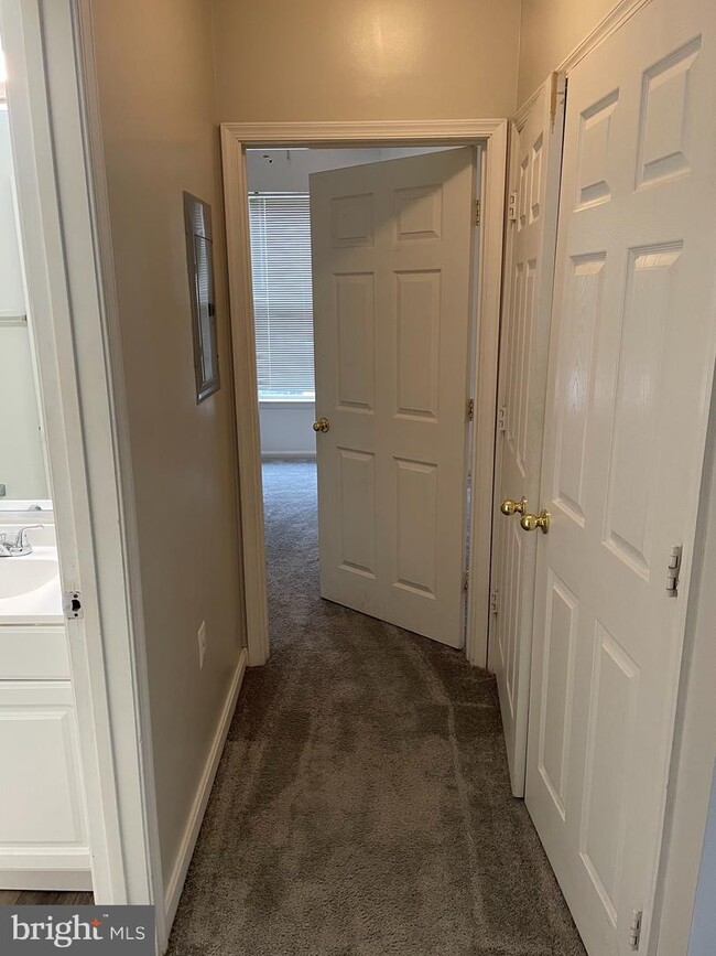 Building Photo - 15607 Everglade Ln