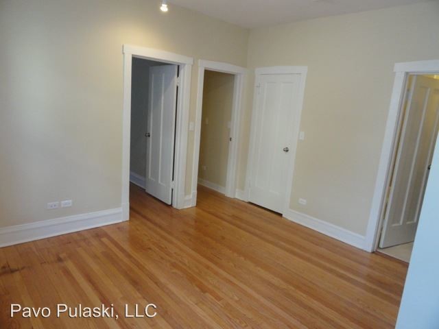 Building Photo - 3767-3801 N Pulaski Rd