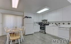 Primary Photo - 85 Smithtown Blvd