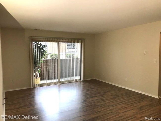 Foto del edificio - 2620 Greenstone Blvd