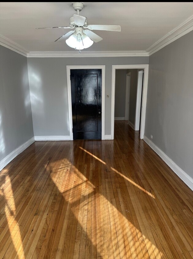 Building Photo - 7948 S Drexel Ave