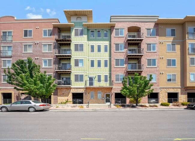 Foto del edificio - 175 Albion Village Way