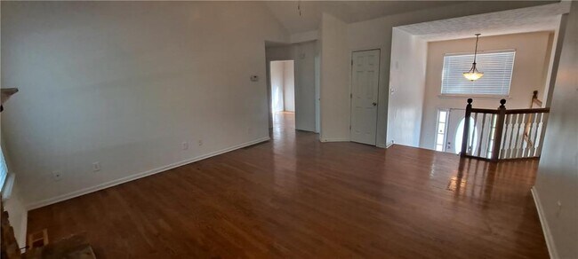Foto del edificio - 4301 Antler Ct