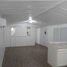 Building Photo - 208 E Maxanna Blvd