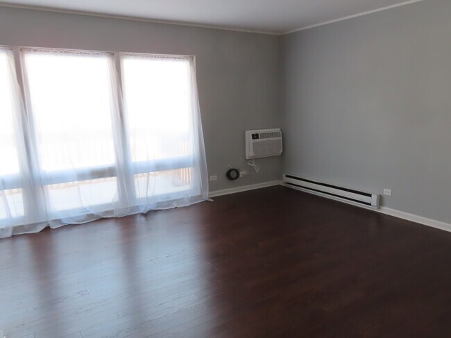 Foto del edificio - 2204 Arbor Cir