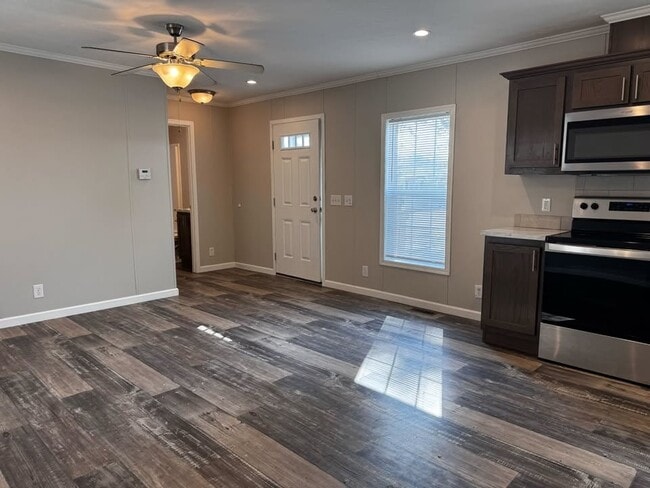 Foto del edificio - 10610 State Rte 762