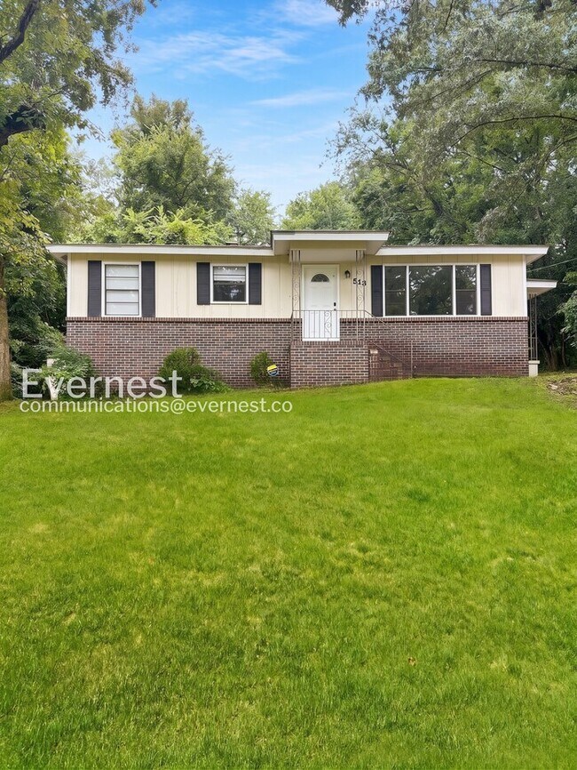 Foto del edificio - 513 20th Ave NE