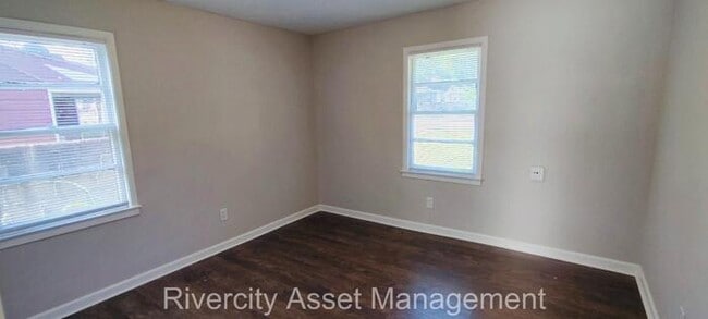 Building Photo - SECTION 8 FRIENDLY!!!! 1/2 OFF FIRST MONTH...
