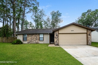 Building Photo - 4324 Queensway Dr