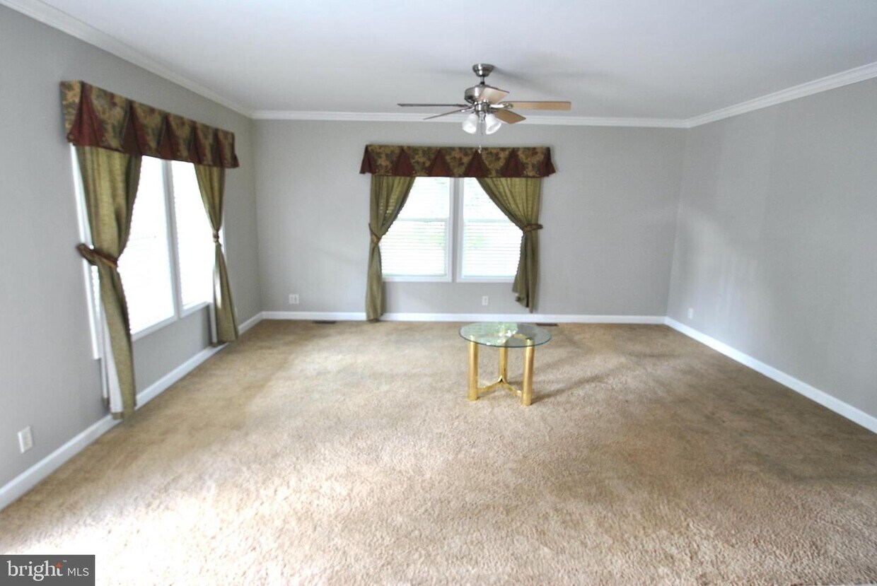 Primary Photo - 14514 Lake Central Dr