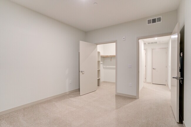 Building Photo - Bolsa Row Apartments