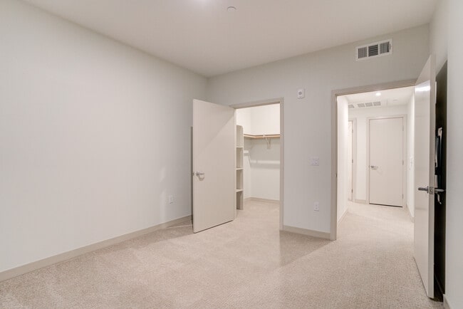 Building Photo - Bolsa Row Apartments