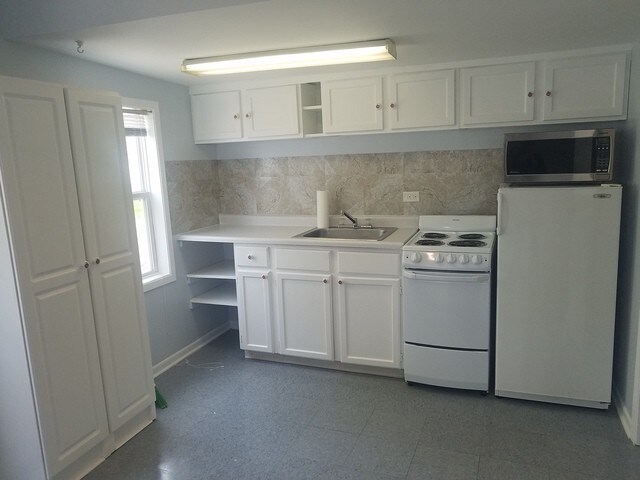 Building Photo - 258 Lippincott Ln