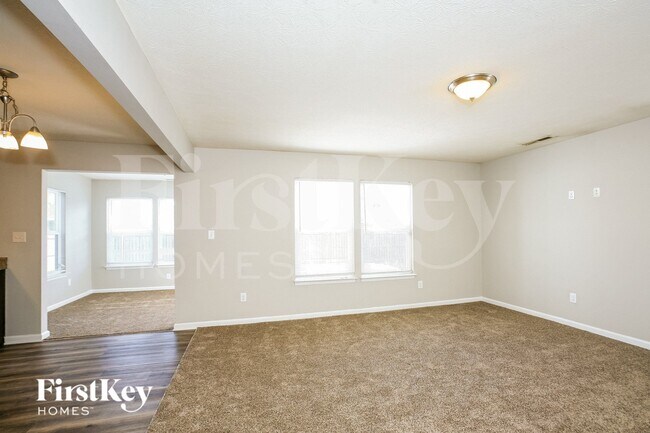 Foto del edificio - 2871 Beethoven Ave