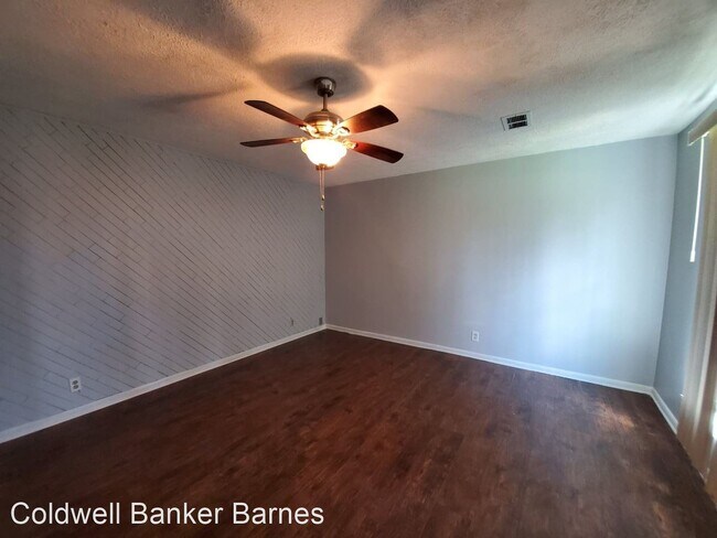 Foto del edificio - 3 br, 3 bath House - 111 Edgewood Drive