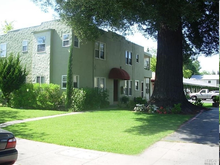 Building Photo - Renee Apartments