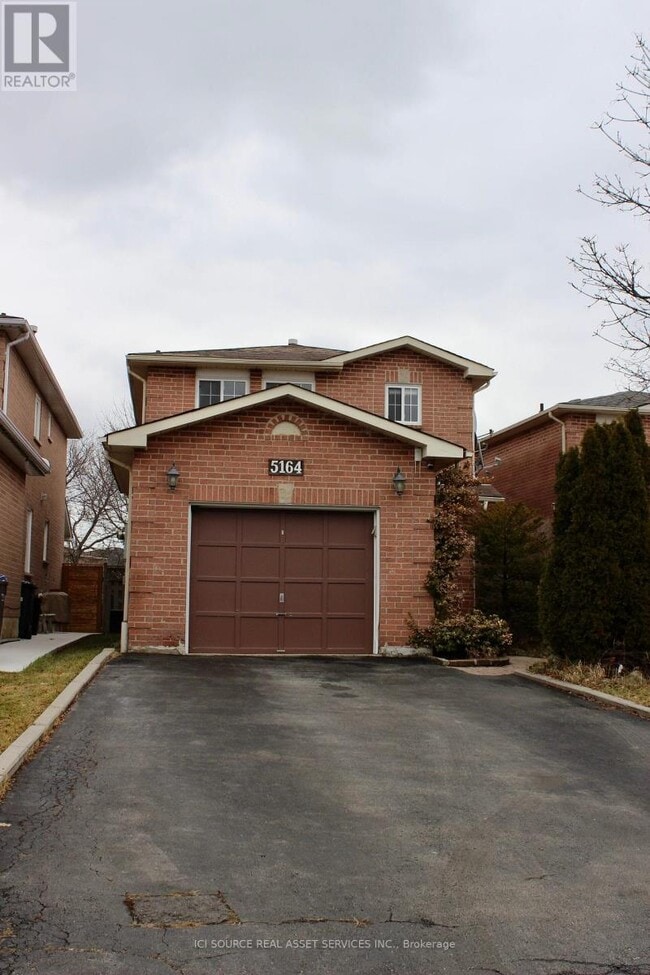 Building Photo - 5164 Palomar Crescent