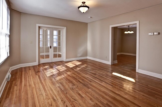 Living Room - Fort Riley On Post Housing