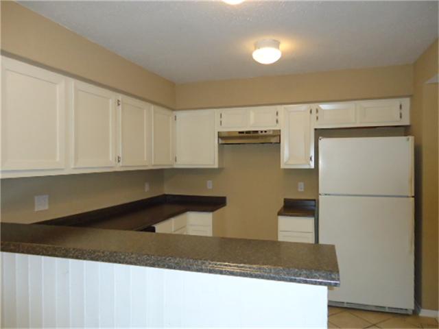 Building Photo - 6319 Cattails Ln