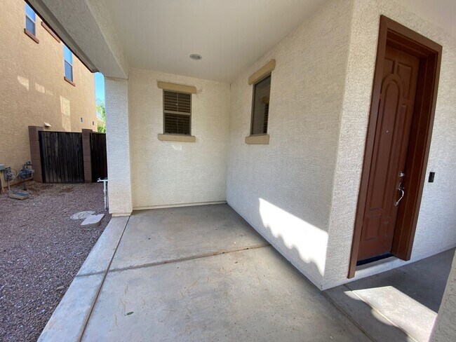 Building Photo - Charming Gilbert Home
