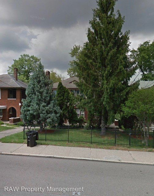 Primary Photo - 2106 Harrison Ave