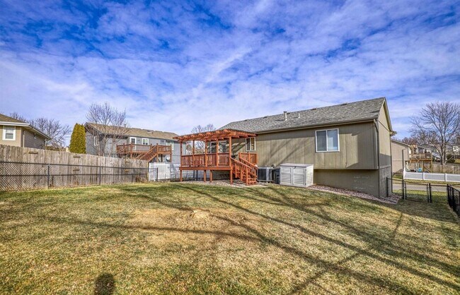 Building Photo - Location, Location, Location