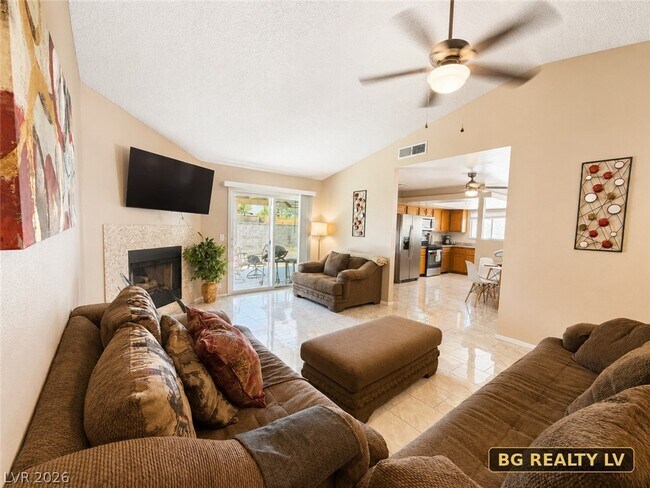 Building Photo - 6600 Light Breeze Dr