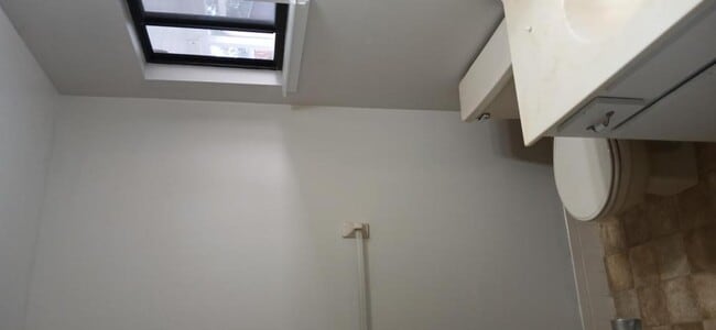 Building Photo - 8991 SW 103rd Pl