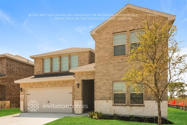 Building Photo - 1805 Topaz Trl