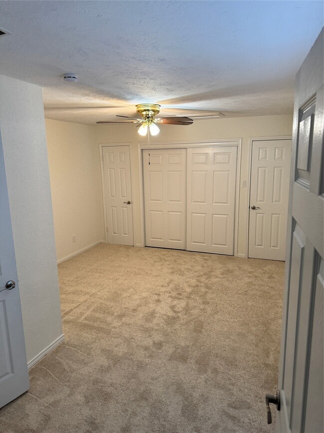 Foto del edificio - 139 Phanturn Ln